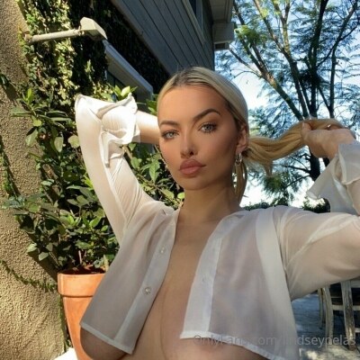 Lindsey Pelas Photo #222