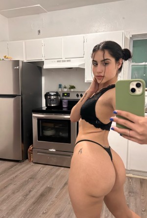 Angela Alvarez Photo #256