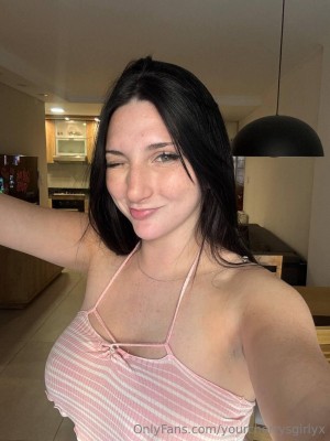 lunaluvx Photo #6