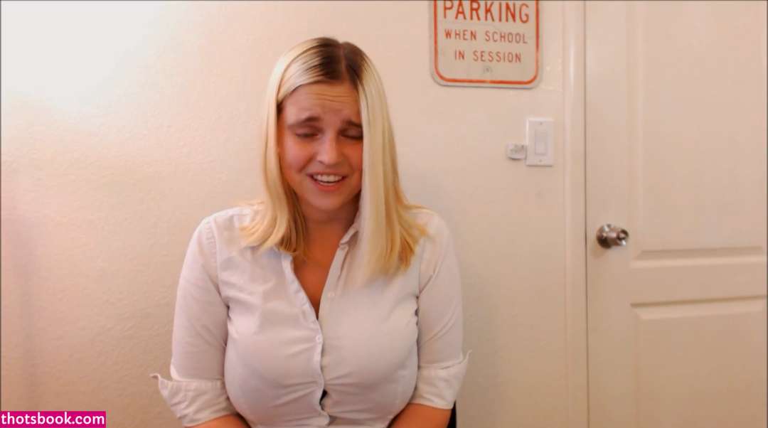 Codi Vore Photo #13