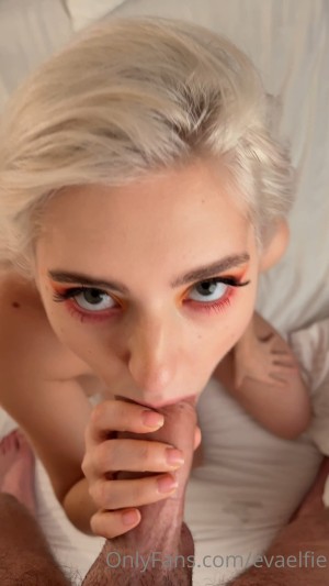 Eva Elfie Post #72