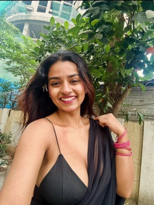 Suhana Khan Post #23