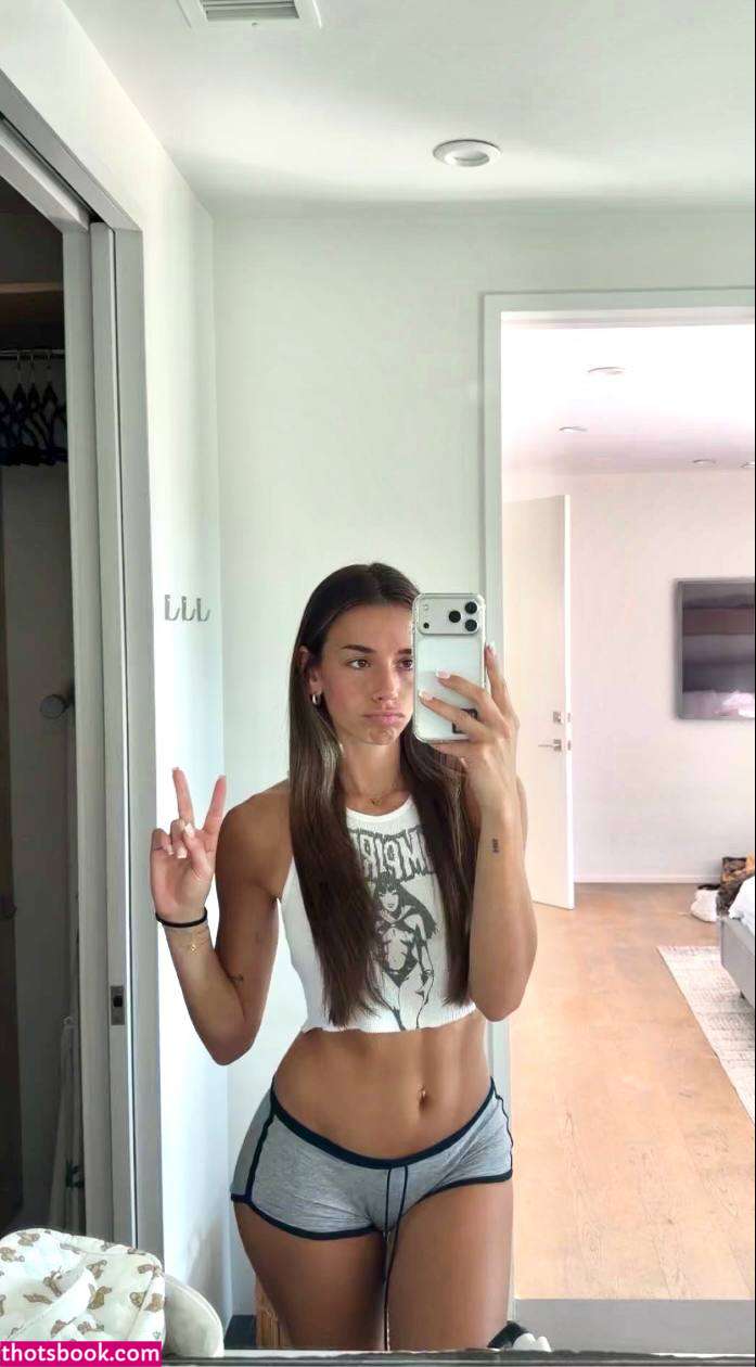 Sadie Mckenna Photo #33