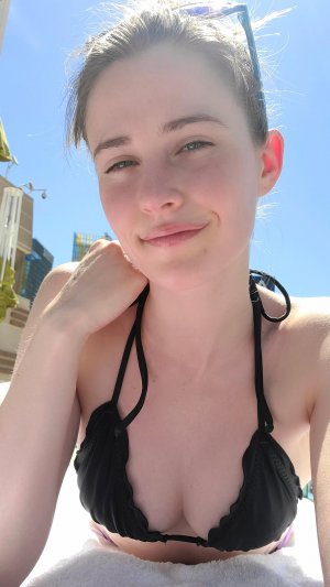 Gemmaelle Photo #6