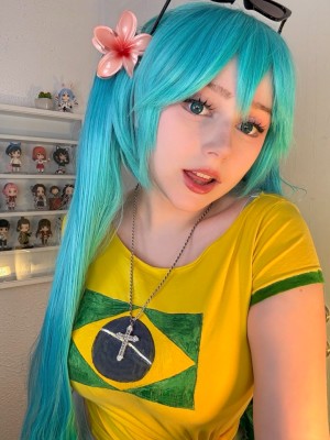 Upminaa Photo #53