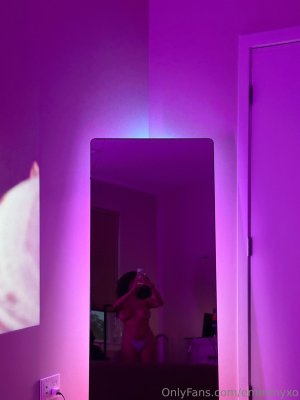 emmmyxo Post #4