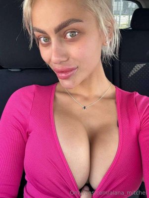 alana_mitchel Photo #8
