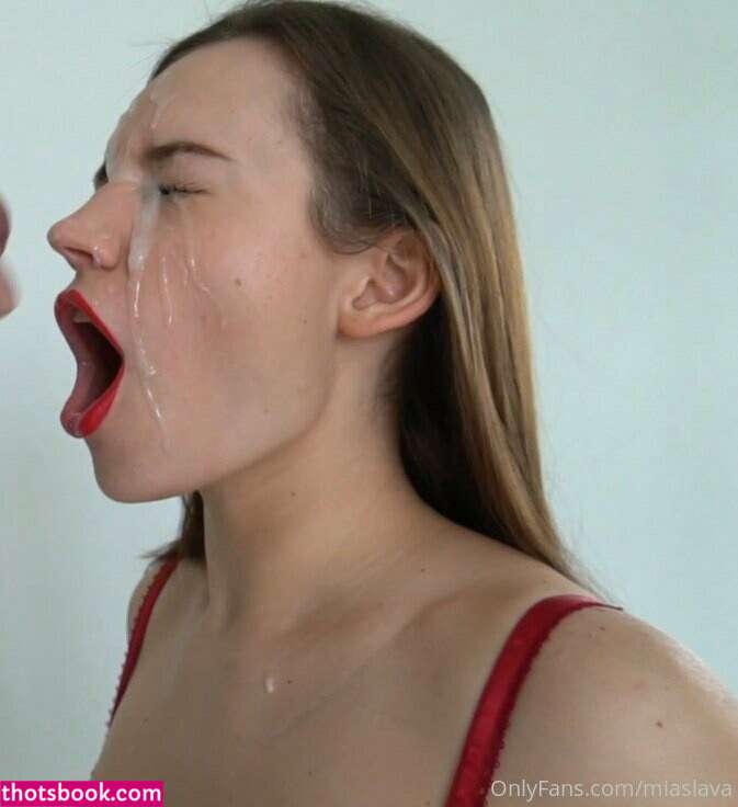 Ema Novak Photo #65