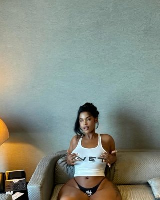 tinah_bae7 Photo #18