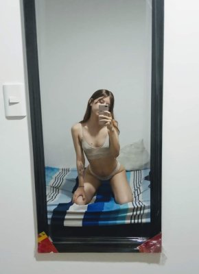 Yonita Xan Photo #48