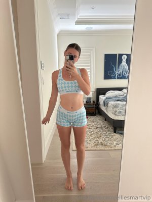 Ellie Smart Photo #8