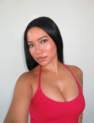 Julia Kelly Post #29