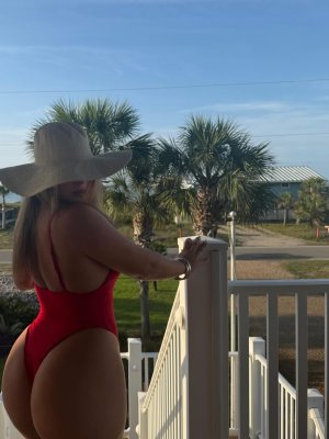 Lexi Tinker Photo #15