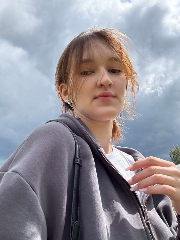 adeles_vibes Photo #21