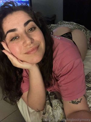 bigbootymoxy Photo #3