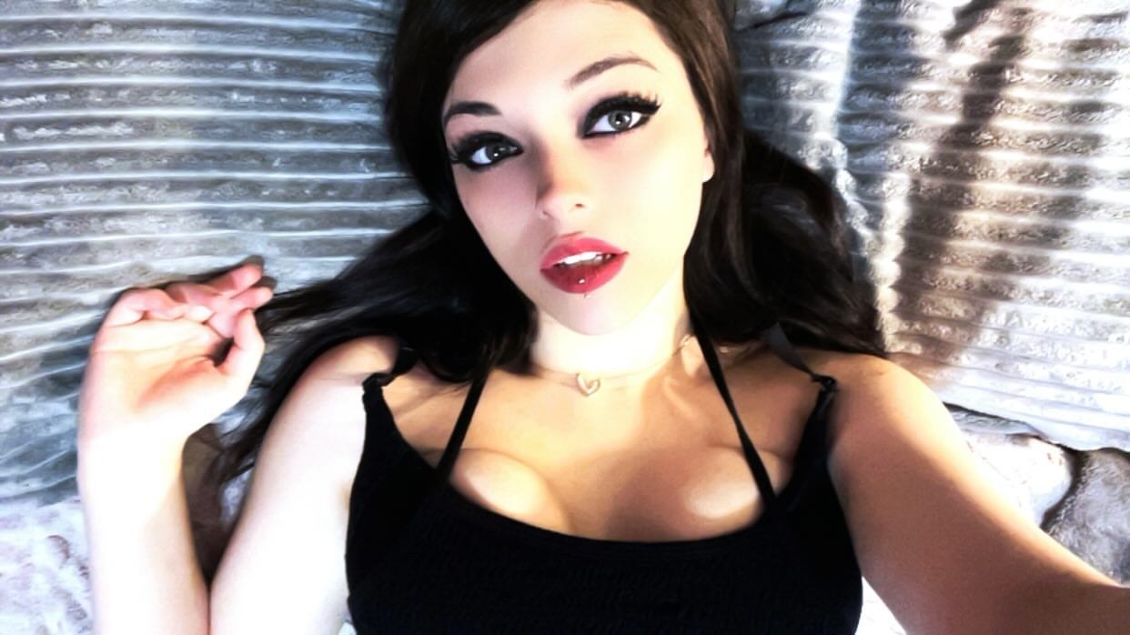 zomb1e_tramp Photo #16