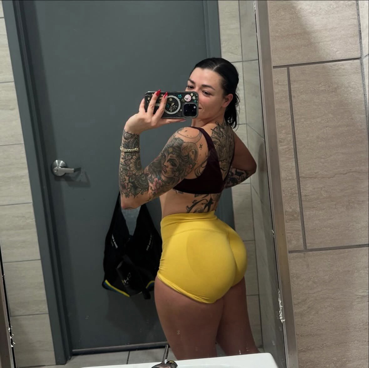 Hopemfnoe Photo #64