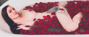 Qira Rose Photo #18