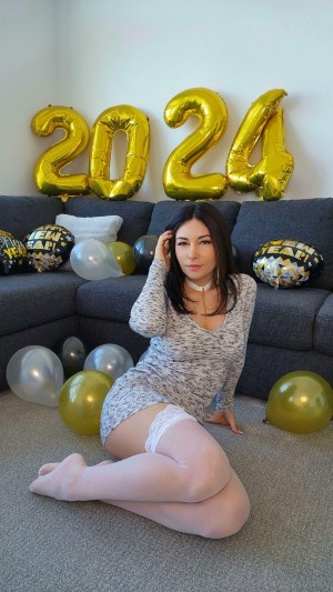 Alinity Photo #773