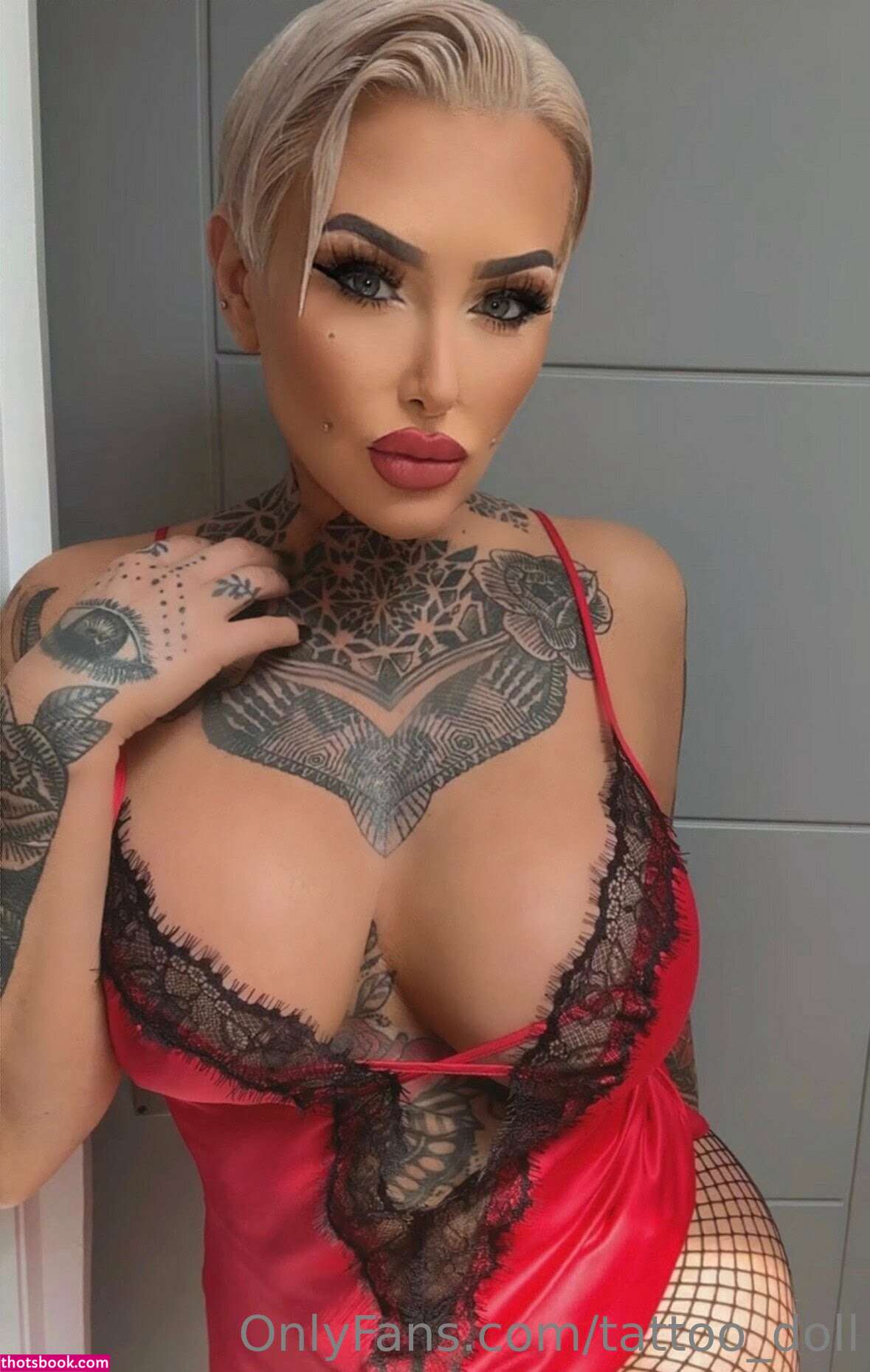 Tattoo doll Photo #8