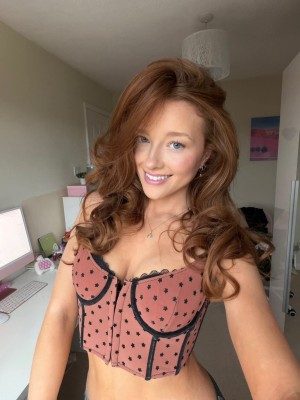 phoebeisginger Post #10