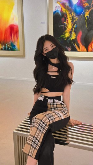 Ellen Tan Photo #12