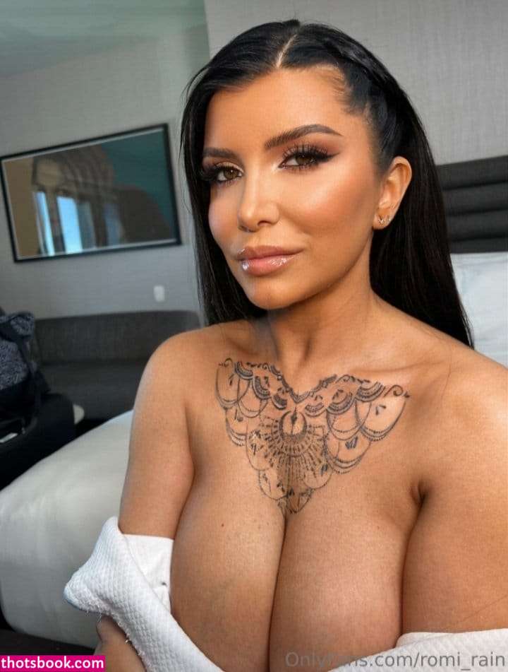 Romi Rain Photo #600