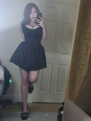 caralouss Photo #28