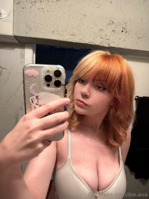 Holly Ava Photo #26