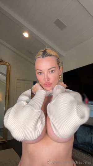 Lindsey Pelas Photo #1179