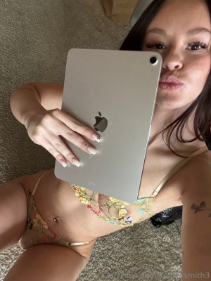 Kenziesmithh Photo #24