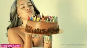 Malu Trevejo Video #474