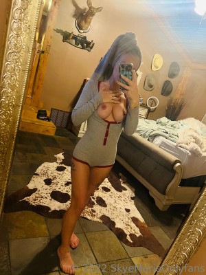 Skyemarie Photo #35
