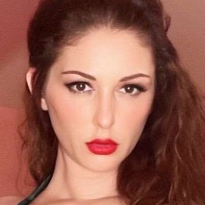 Carlotta Champagne