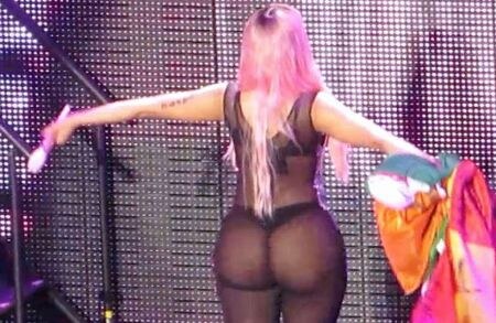 Nicki Minaj Photo #10