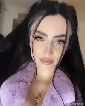 queendeserves Post #2