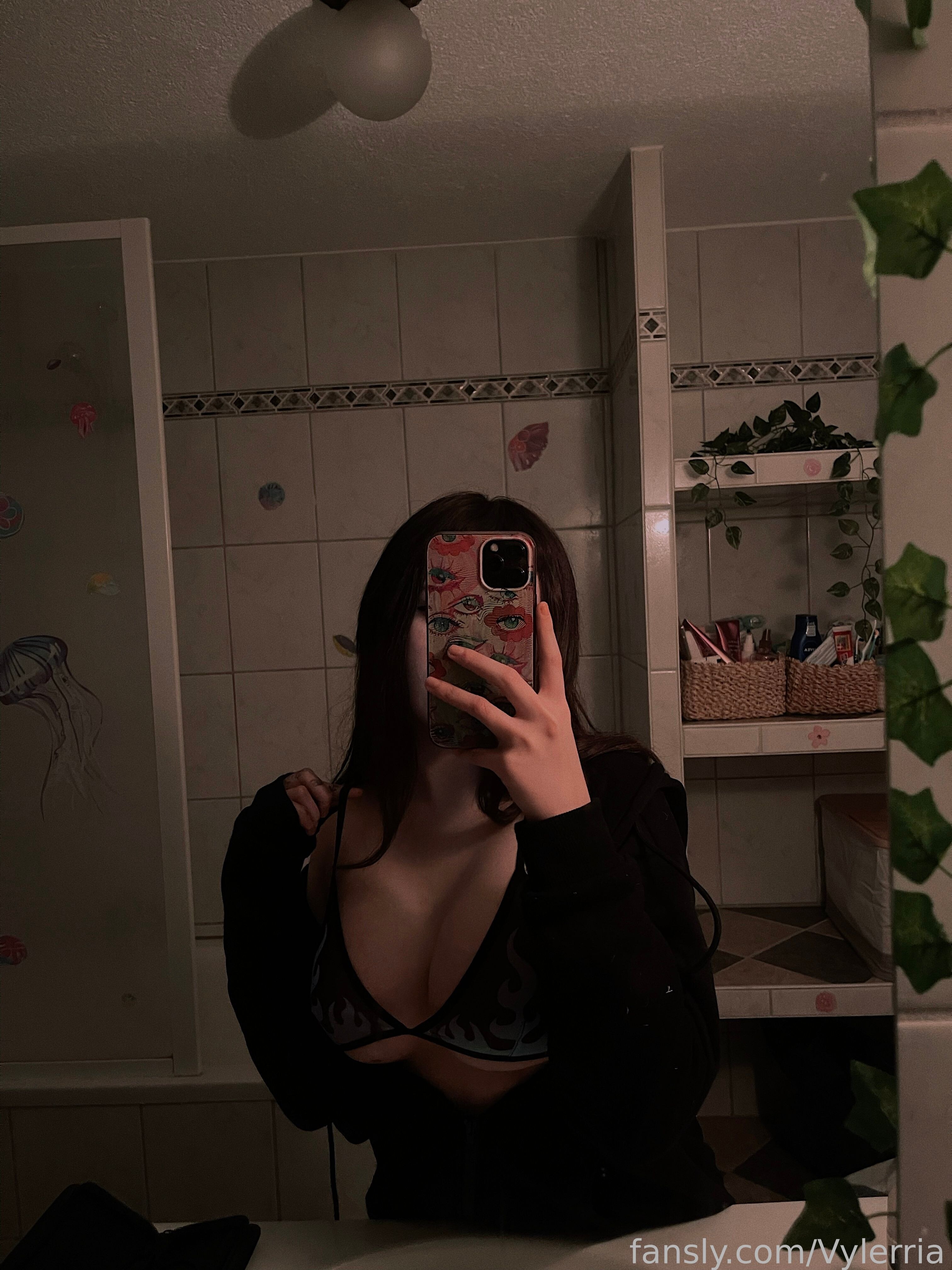 JadeyAnh Vylerria Leaked Photos 109751