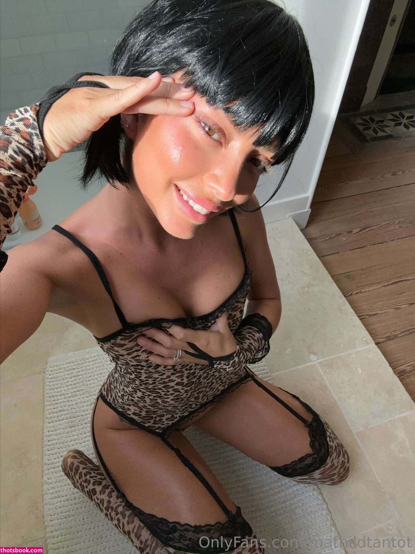 Tantot Twins Pauline Nude OnlyFans Photos #31 661635