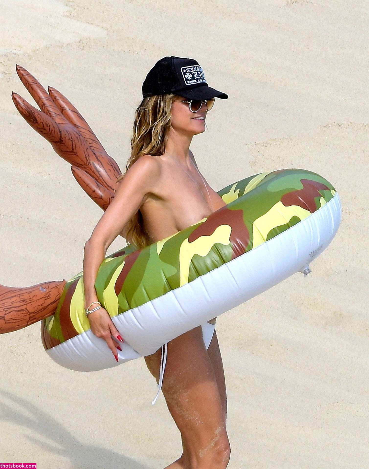 Heidi Klum Nude Photos #7 703455