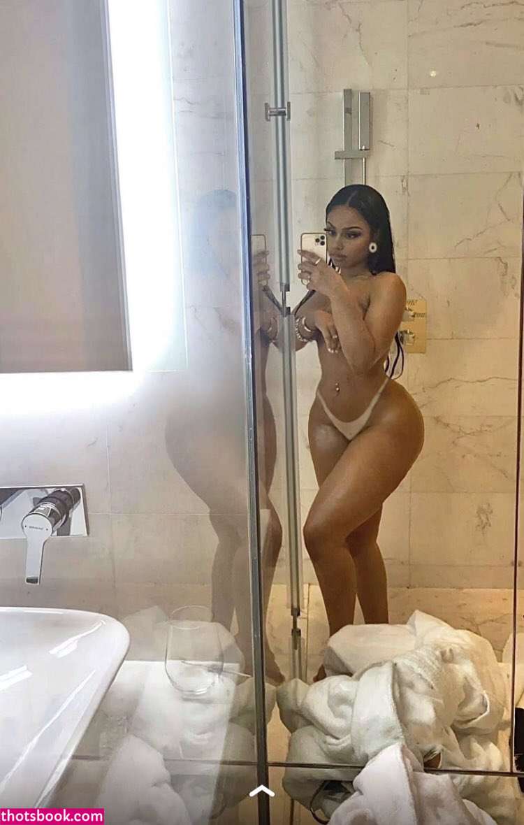 tootatis body worshiptootatis sensuous curvestootatis form divine