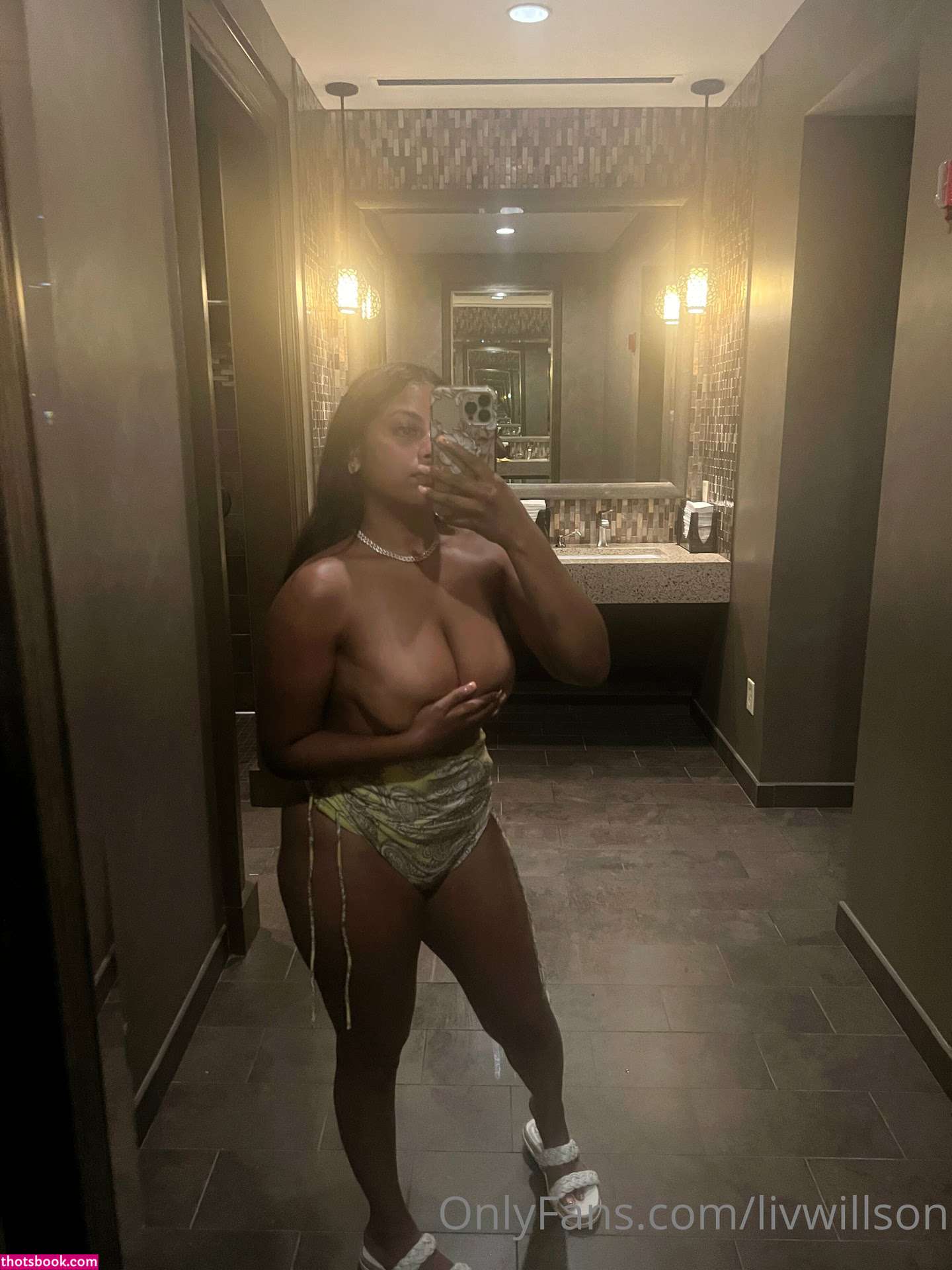 livwillson Fiji Water Nude Leaks OnlyFans Photos #2 1551041