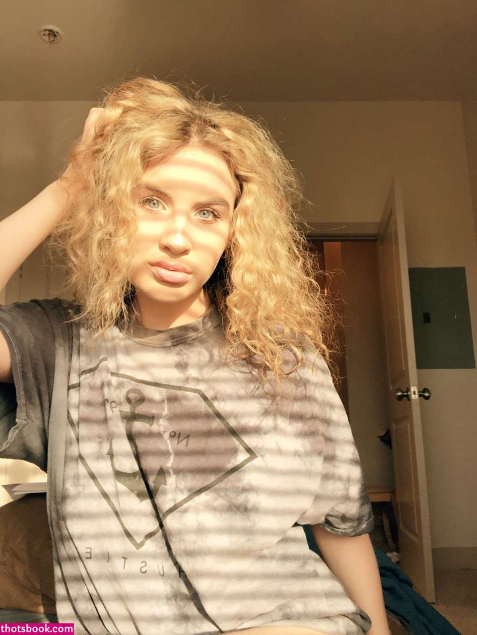 Blondesquats Blondethots Devyndiablo Nude Leaks OnlyFans Photos #5 1564268