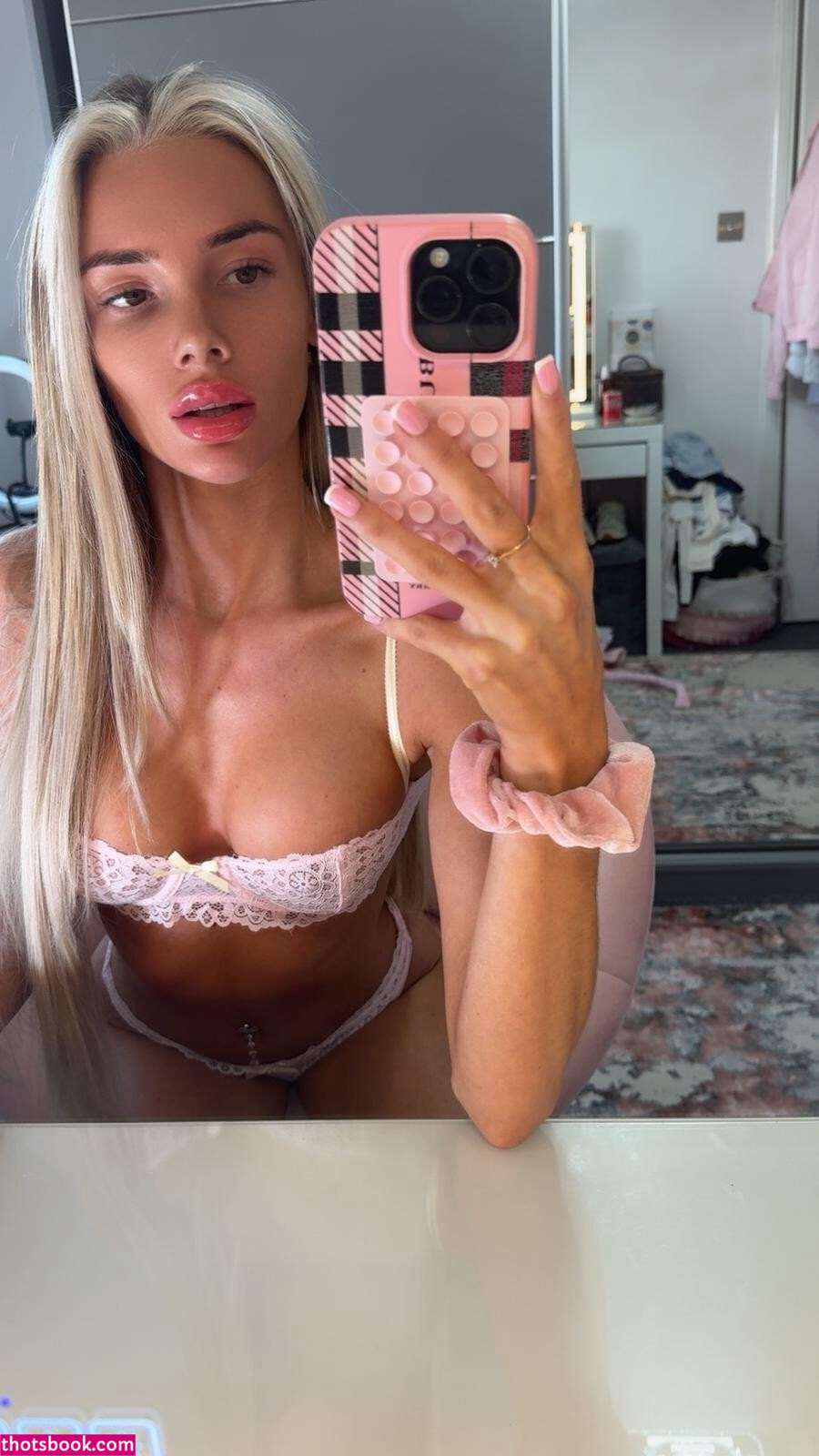 louisemarshallx littlelouxxx Nude Leaks OnlyFans Photos #5 1528886