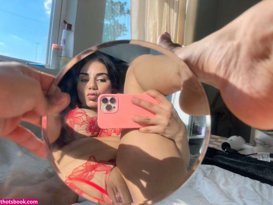 VeidaAlvarez2000 VeidaAlvarez222 Chorizolover222 Nude Leaks OnlyFans Photos #3 1525510