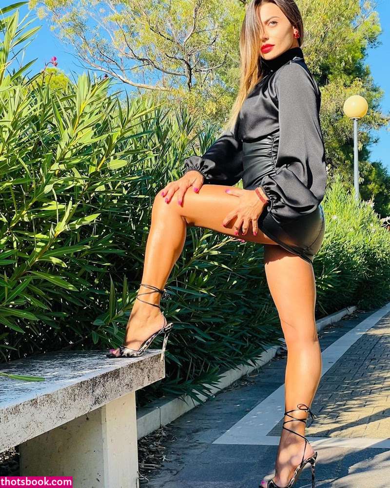 Sabrina Laurenzana Nude Leaks OnlyFans Photos #5 1567587