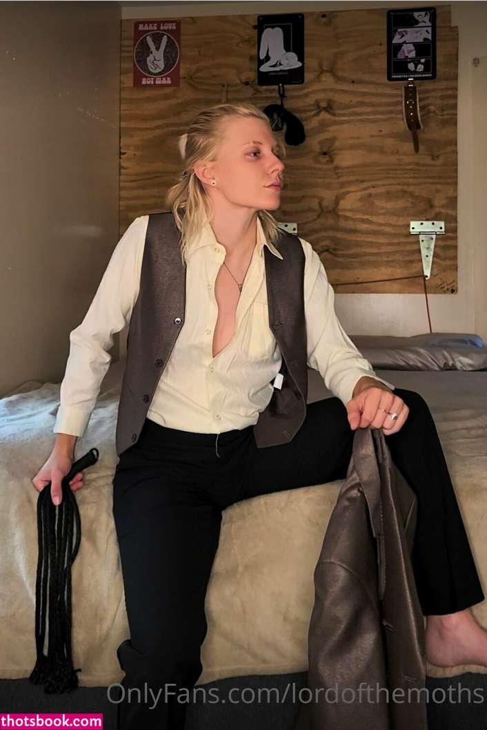 Lordofthemoths Thetravelongtics Nude Leaks OnlyFans Photos #5 1526674