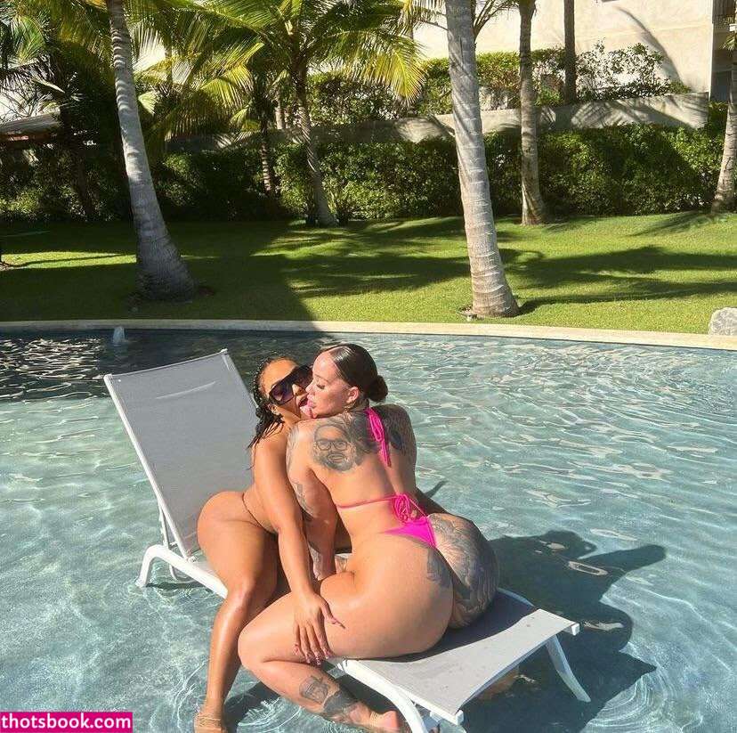 meganxdenise Nude Leaks OnlyFans Photos #1 1520801