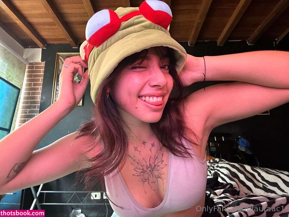 lauraac1 avriil23 Camii laala Nude Leaks OnlyFans Photos #1 1535138