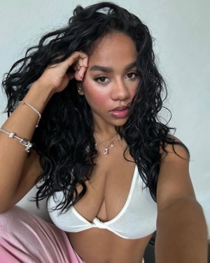 Ammiroseeee Ammirosee Nude Leaks OnlyFans Photos #3