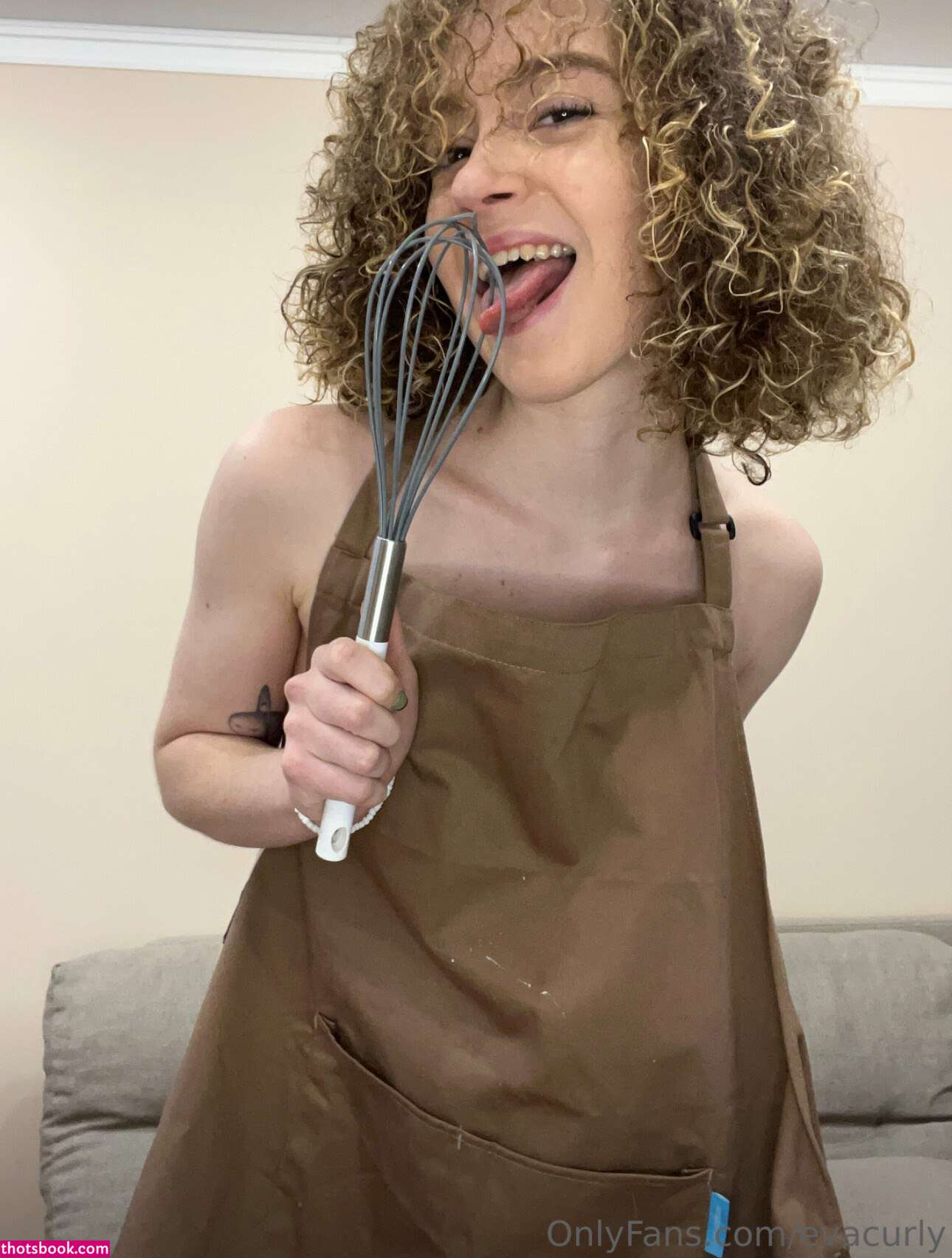 evacurlysue Nude Leaks OnlyFans Photos #5 1562301